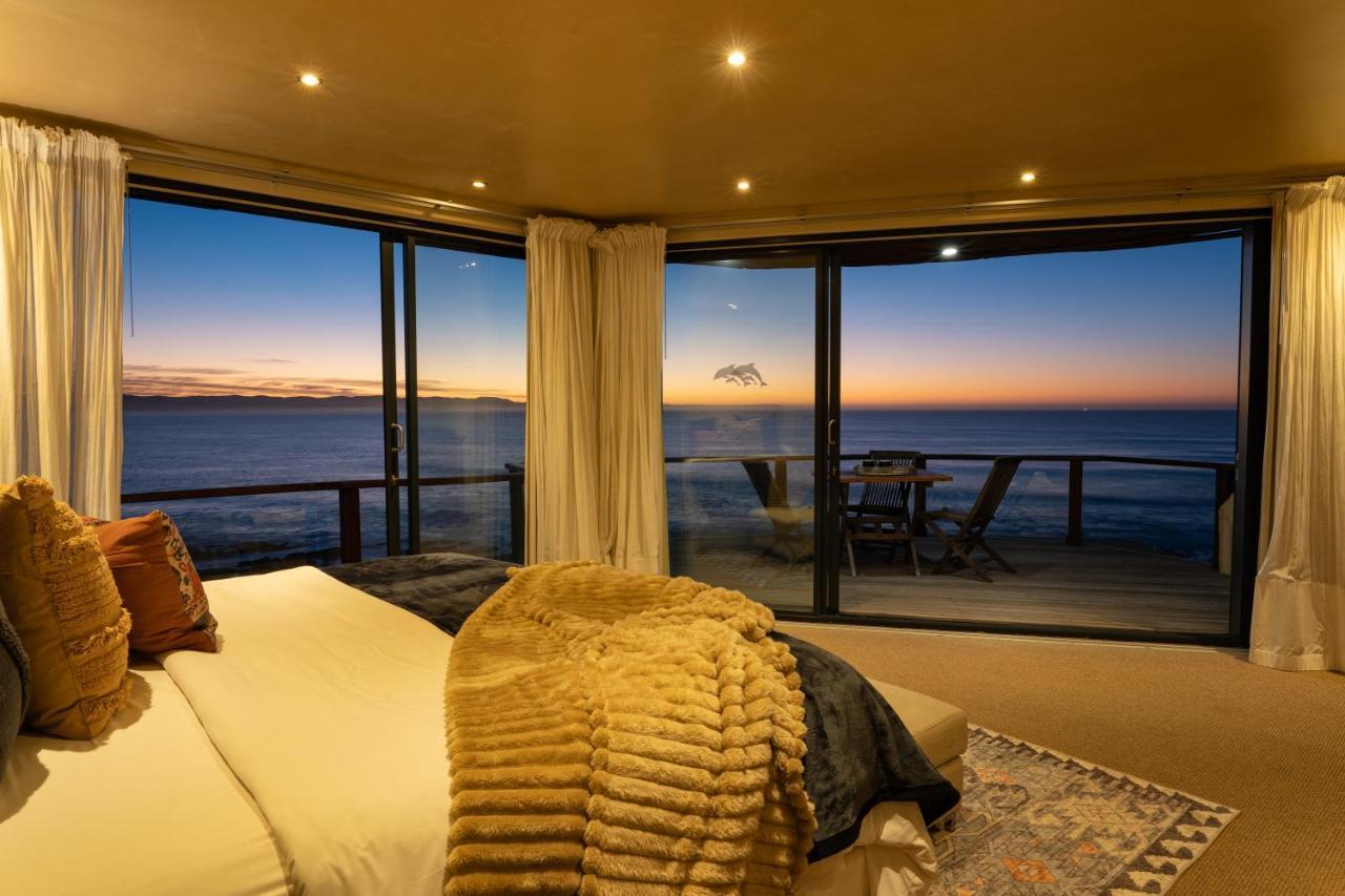 Dolphin Sunrise Hotel Jeffreys Bay Exterior photo